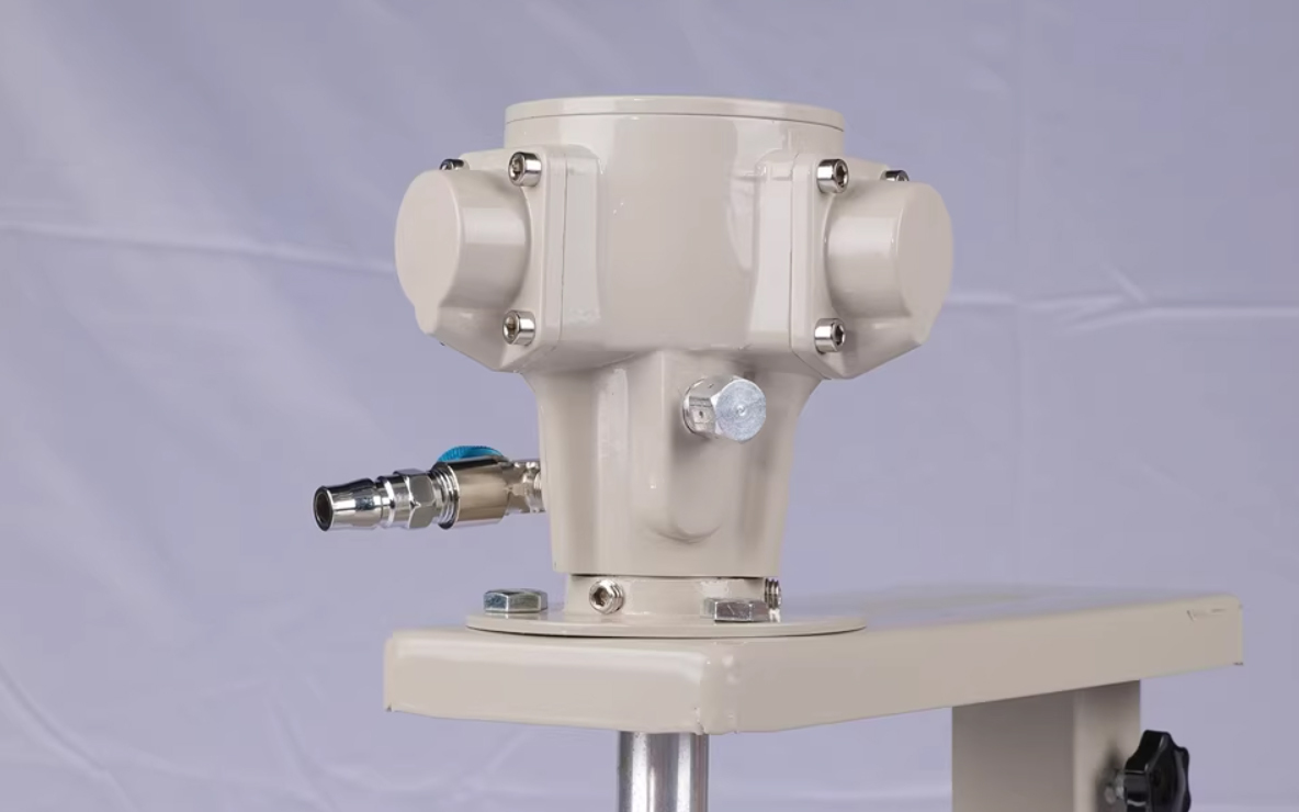 Động cơ khuấy khí nén 3 piston bền bỉ