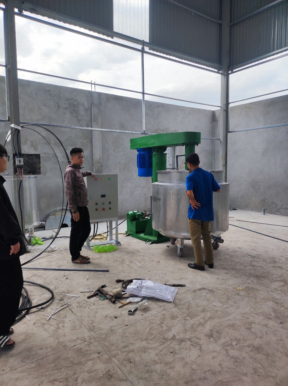 máy khuấy 2500 lít